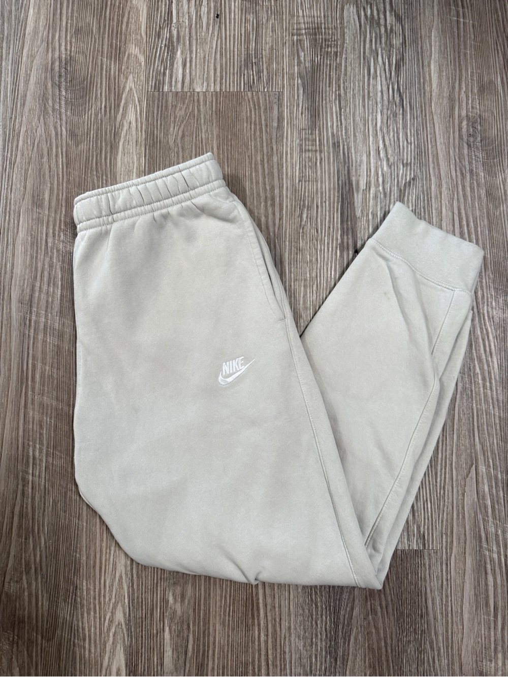 Nike Men’s Off White Fleece Jogger Sweatpants